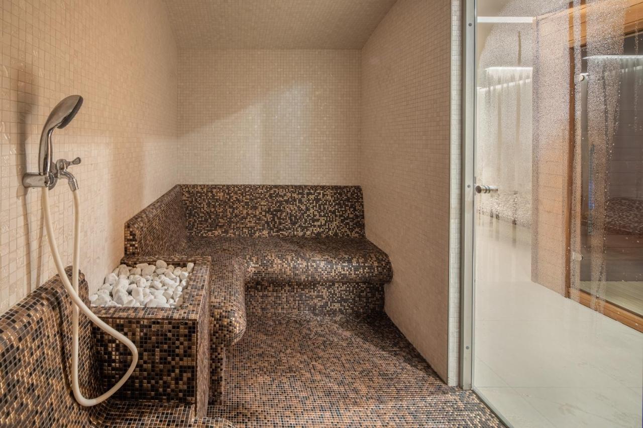 Fagus Hotel Conference & Spa Sopron Bagian luar foto