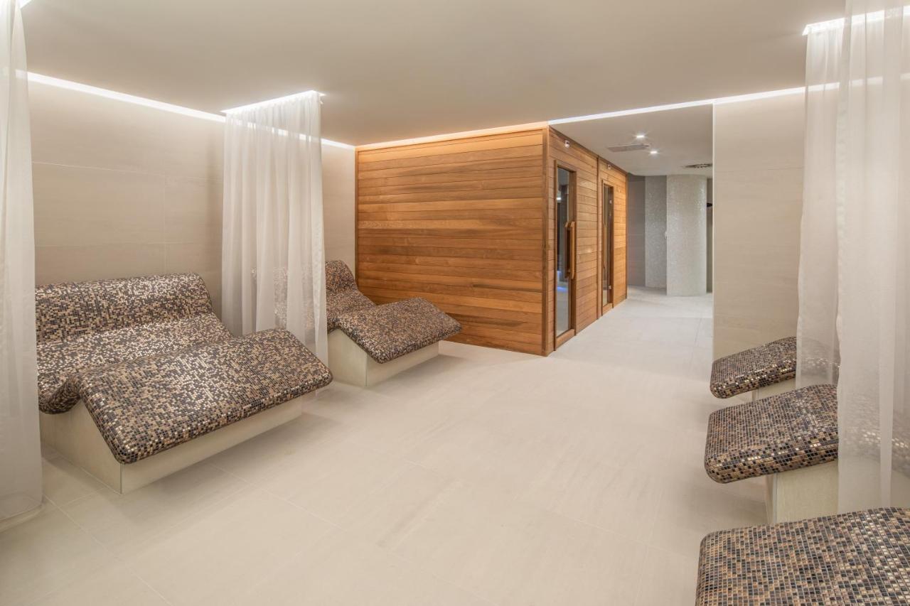 Fagus Hotel Conference & Spa Sopron Bagian luar foto